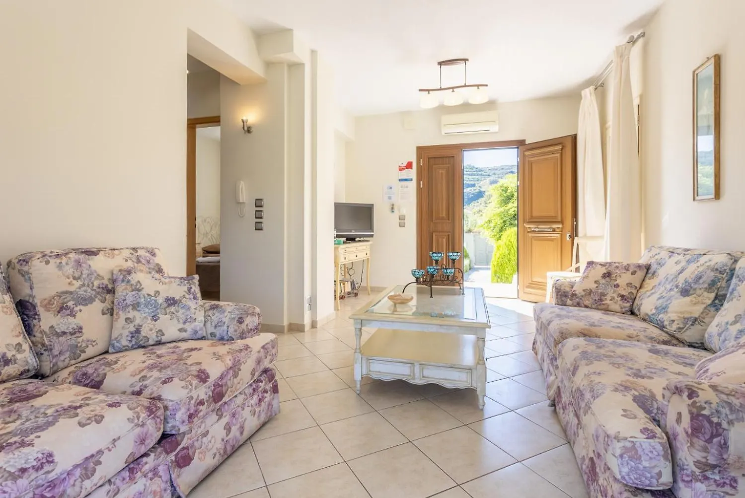 Katelios Villas Collection