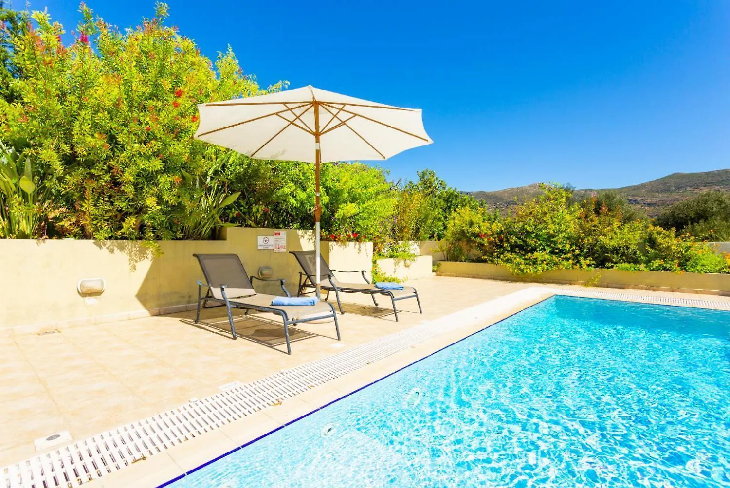 Katelios Villas Collection 0*,
